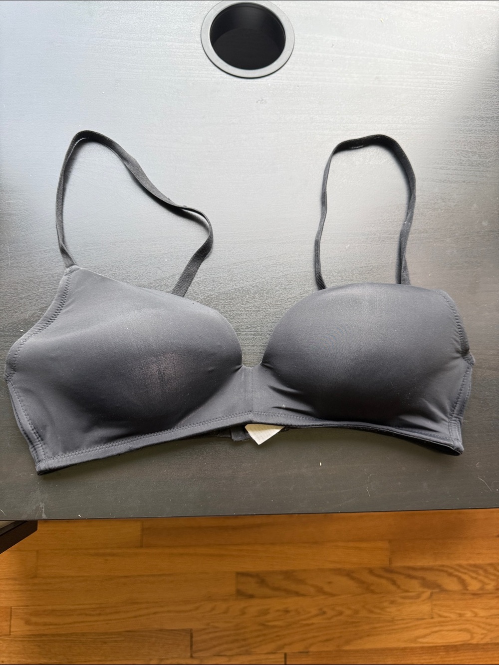 Smooth Black Seamless Everyday Bra with Light Padding